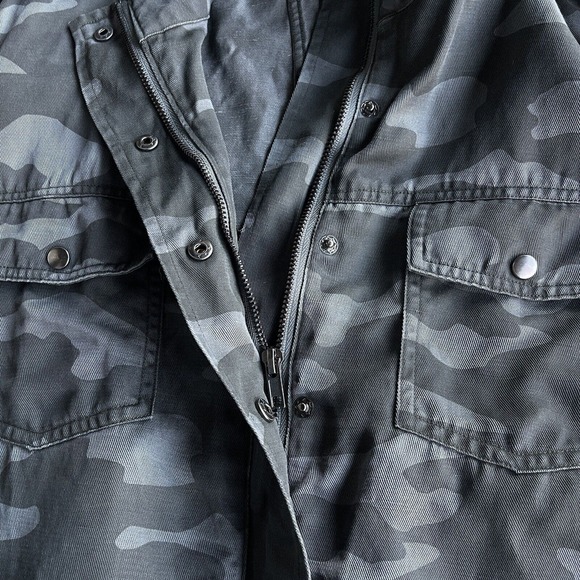 Rails Jacket Womens Medium Collins Camo Military Embroidered Rose Utility - Picture 3 of 14